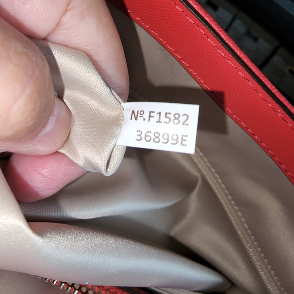 COACH EUC PARK SAFFIANO CARRYALL 36899 SATCHEL - Picture 9 of 10